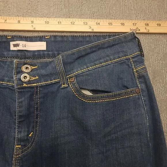 Levis Jeans Womens 14 (Fits 34x20) Capri Stretch Blue Denim Casual Comfort - Picture 5 of 9